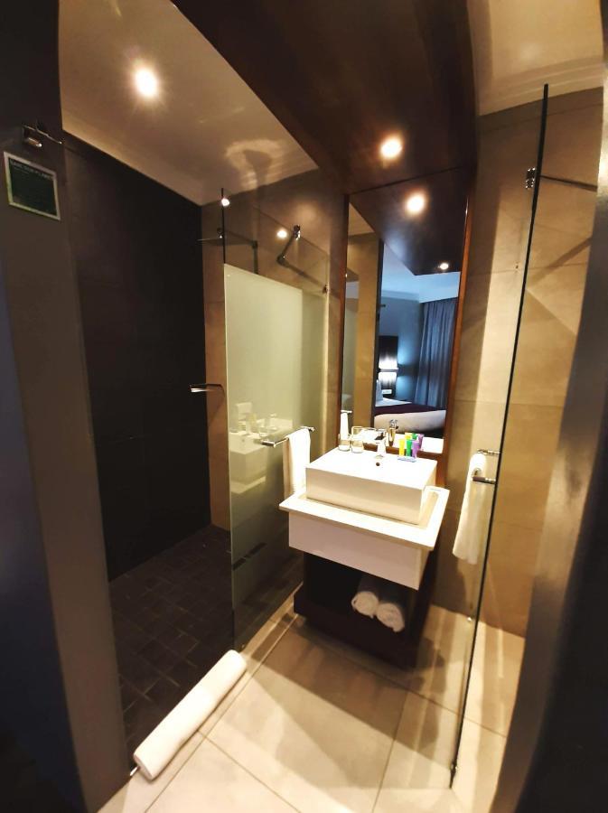 Palm Swift Luxury Accommodation Brits Exterior photo